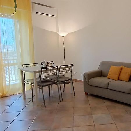 Top Apartment กาตันซาโร ภายนอก รูปภาพ