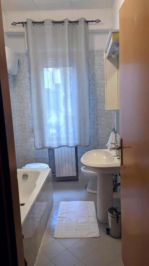 Top Apartment กาตันซาโร ภายนอก รูปภาพ